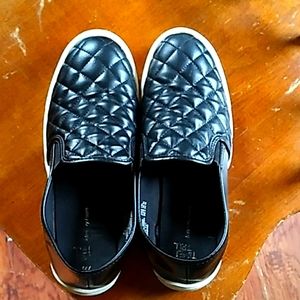 Black & white time and tru slip on shoes